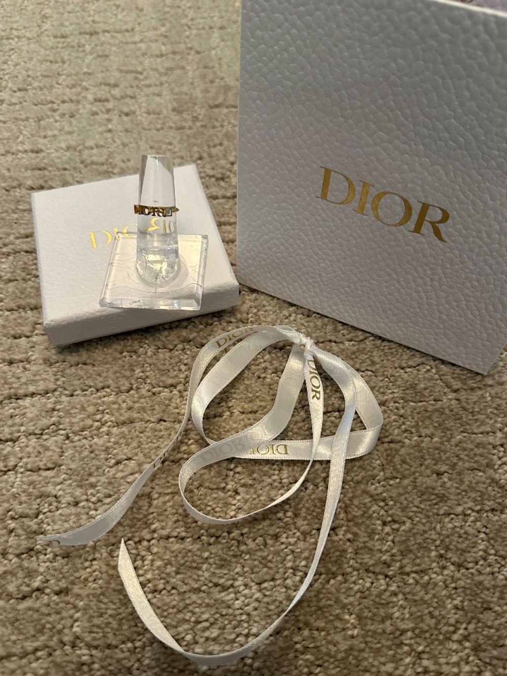 DIOR Ring 100% Authentic - Picture 7 of 8